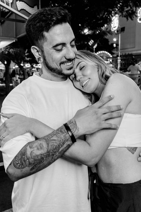 bauru shopping ensaio de casal de influencers e tiktok em bauru fotógrafa registra momentos divertidos no parque de diversão vitinhos park - bauru shopping @marcelocomcelo tiktok bauru roda gigante em bauru vitinhos park vitinho parque'