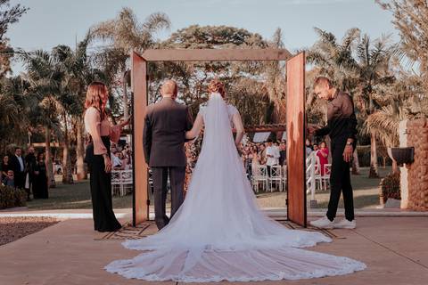 @thaisaugustofotografia, amanda rayra, amor no pote bauru, anapeassis, buffet festa chopp, casamento por do sol, cerimonialista amanda rayra, chácara veneza, estrategiseg, fotógrafa de casamento em bauru, fotografia autoral, documental, iluminação cênica '