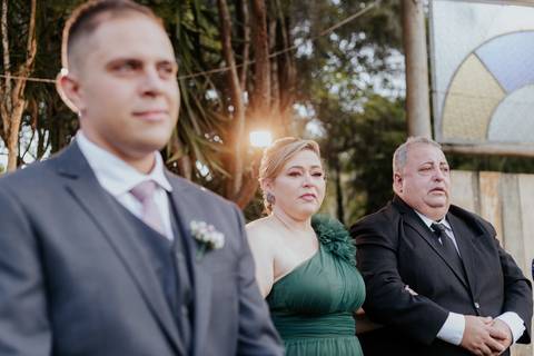 com a mãe, vila de sao francisco, casamento entardecer - interior de sao paulo, thais augusto fotografia'