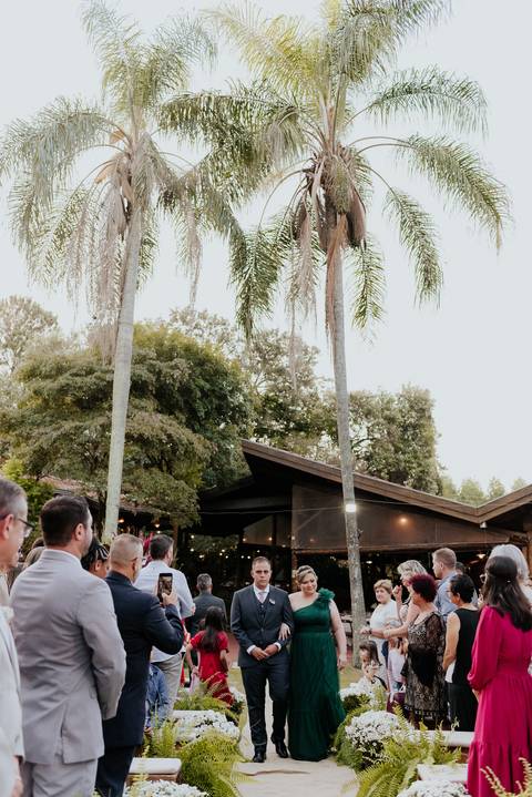 com a mãe, vila de sao francisco, casamento entardecer - interior de sao paulo, thais augusto fotografia'