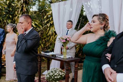 com a mãe, vila de sao francisco, casamento entardecer - interior de sao paulo, thais augusto fotografia'