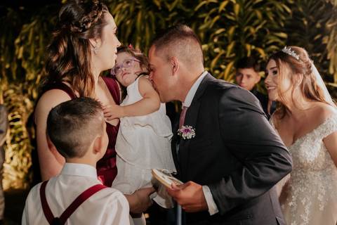 alian;cas no casamento alianças no casamento wedding cerimonia religiosa das alianças no casamento pastor'