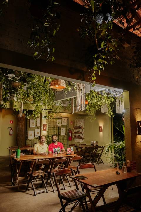 bar do chef moa em bauru recebe ensaio gay e fotografa thais augusto fotografia registra momentos descontraídos e autoral bebidas bar chefe moa master chefe coisa boa do chefe moa'