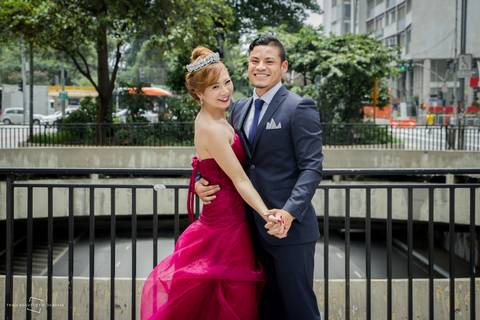 making of street wedding realizado na cidade de São Paulo, casamento realizado nas ruas de São Paulo, avenida Paulista em São Paulo, evento fotográfico realizado por fotógrafa de Bauru inova fazendo street wedding para casal japoneses. Casal Japonês.'