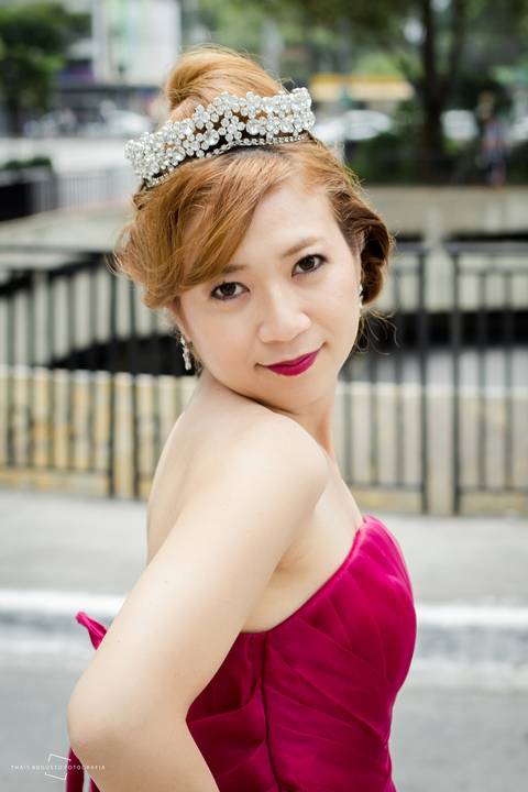 making of noiva, vestido de noiva rosa, vestido de noiva diferente, make noiva, ensaio street wedding, casamento realizado na cidade de São paulo.'