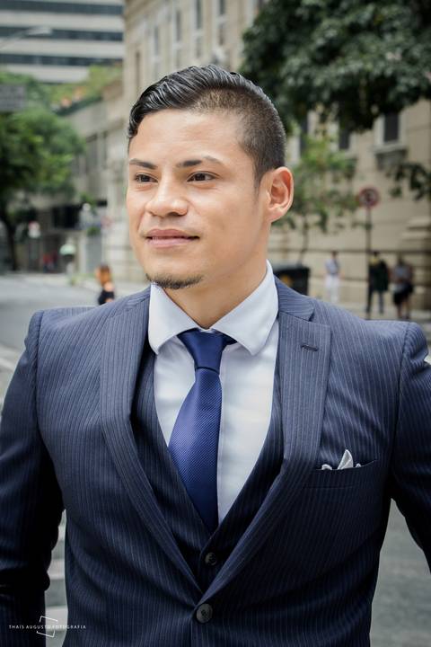 making of noivo - terno de noivo - terno azul de noivo - noivo se arrumando - casamento - wedding day'