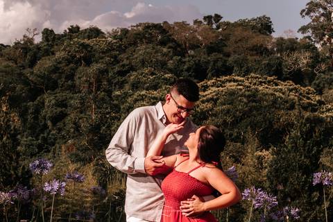 ensaio pré wedding realizado em são roque estado de são paulo, vinícola fotos de casal em são paulo'