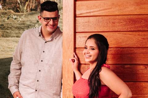 ensaio pré wedding realizado em são roque estado de são paulo, vinícola fotos de casal em são paulo'