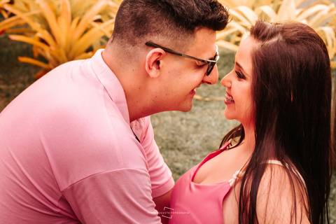 ensaio pré wedding realizado em são roque estado de são paulo, vinícola fotos de casal em são paulo'