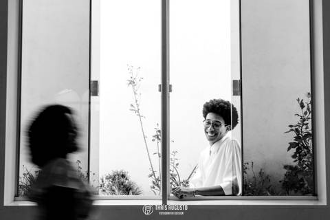 Esperando na janela'