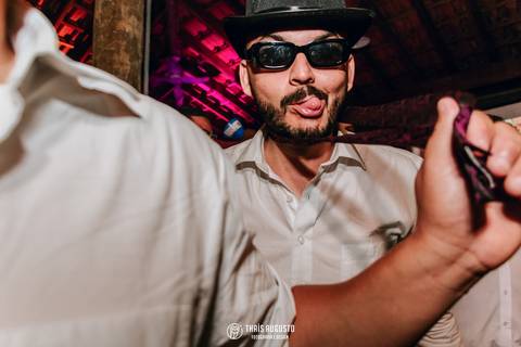 balada animada de casamento'