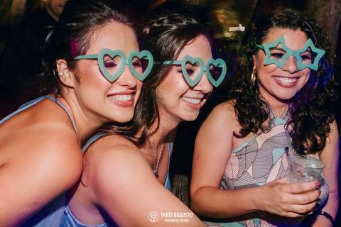 balada animada de casamento'