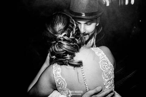 balada animada de casamento'