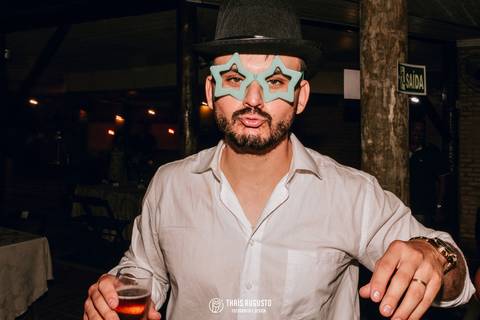 balada animada de casamento'