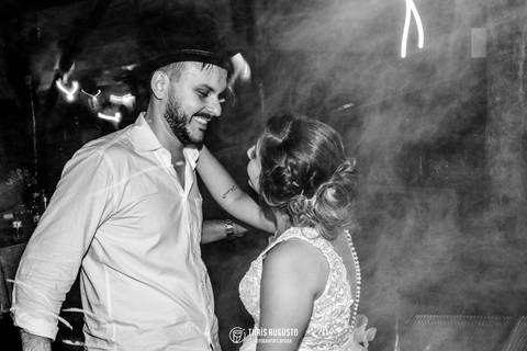 balada animada de casamento'