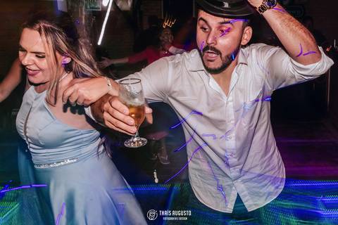 balada animada de casamento'