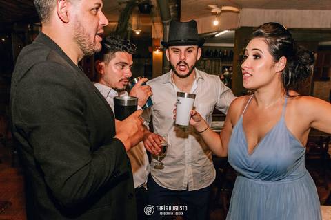 balada animada de casamento'