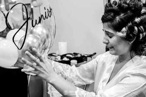 Retratos da noiva emocionada'