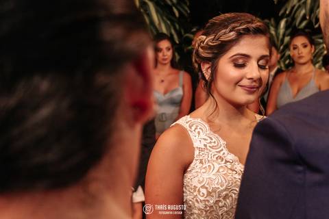 noivo e noiva na cerimônia'