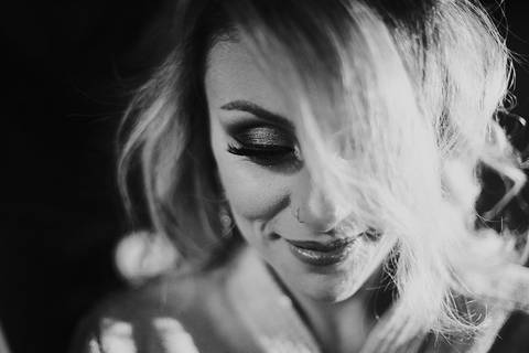 Casamento Rústico Boho Chic Petrópolis Pousada Recanto dos Pinheiros Vestido Noiva Inspiração Noivos Gravata Borboleta Noivo Padrinhos Madrinhas de Casamento Vestido de Madrinha Pousada para se Casar Petrópolis Rio de Janeiro Ensaio Casal Making of Noiva'