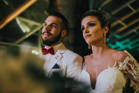 Casamento Rústico Boho Chic Petrópolis Pousada Recanto dos Pinheiros Vestido Noiva Inspiração Noivos Gravata Borboleta Noivo Padrinhos Madrinhas de Casamento Vestido de Madrinha Pousada para se Casar Petrópolis Rio de Janeiro Ensaio Casal Making of Noiva'