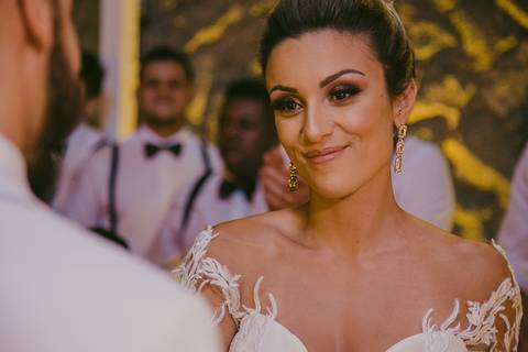 Casamento Rústico Boho Chic Petrópolis Pousada Recanto dos Pinheiros Vestido Noiva Inspiração Noivos Gravata Borboleta Noivo Padrinhos Madrinhas de Casamento Vestido de Madrinha Pousada para se Casar Petrópolis Rio de Janeiro Ensaio Casal Making of Noiva'