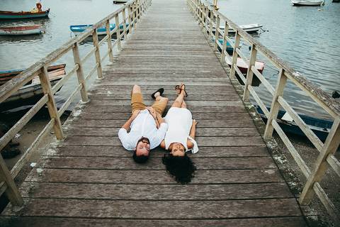 Ensaio Pre Casamento Ensaio  de Casal Cabo Frio Noivos RJ Destination Wedding Bairro da Passagem Praia das Conchas Canal Cabo Frio Fotos Casal '