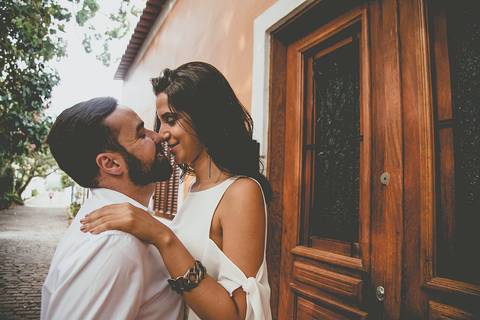 Ensaio Pre Casamento Ensaio  de Casal Cabo Frio Noivos RJ Destination Wedding Bairro da Passagem Praia das Conchas Canal Cabo Frio Fotos Casal '