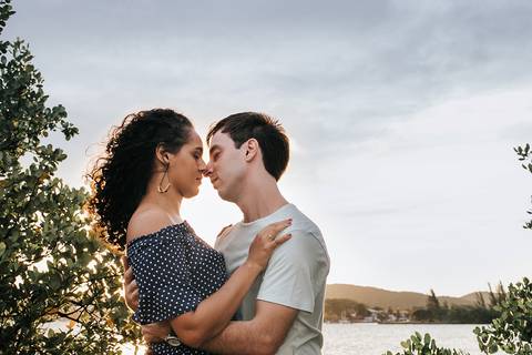 Ensaio Casal Cabo Frio Rua da Passagem Praia do Japones Canal de Cabo Frio Pre Casamento Casal Ensaio na Praia Ensaio Picnic'