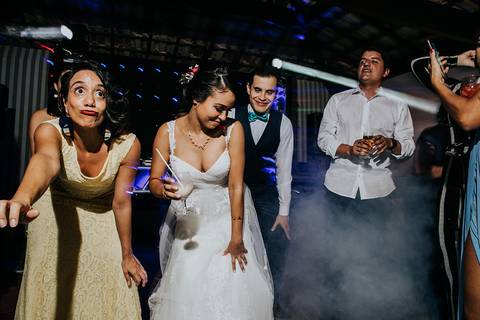 Casamento Chácara Engenho do Mato Decoração Boho Casamento de dia Niterói Meio do Mato Cerimônia de Dia Decoração Tropical Making of Noiva Noivo Restaurante Taberna do Darwin'