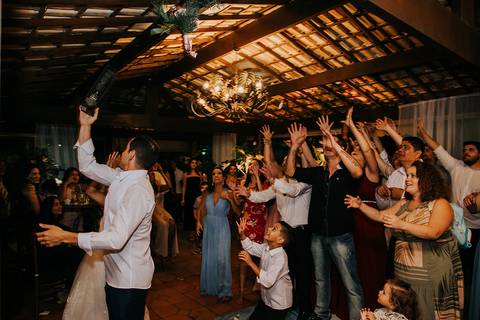 Casamento Chácara Engenho do Mato Decoração Boho Casamento de dia Niterói Meio do Mato Cerimônia de Dia Decoração Tropical Making of Noiva Noivo Restaurante Taberna do Darwin'
