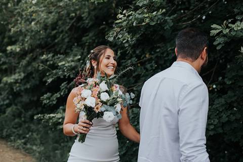 Casamento Mini Wedding Garden Bistrô Cafubá Niterói Making of Noiva Casamento Civil First Look'