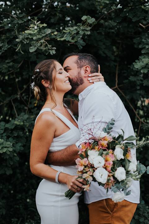 Casamento Mini Wedding Garden Bistrô Cafubá Niterói Making of Noiva Casamento Civil First Look'