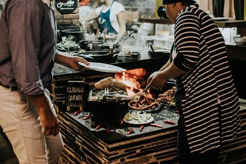 Casamento Mini Wedding Garden Bistrô Cafubá Niterói Making of Noiva Casamento Civil First Look'