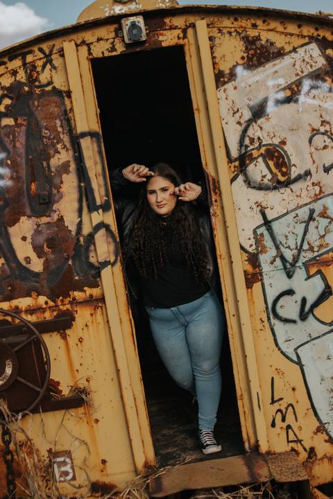 Ensaio Externo de Debutante 15 Anos na Praca da Estacao em Matozinhos MG e no Sítio Recanto do Johnys em Capim Branco MG'