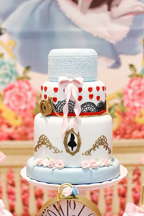 Foto do bolo de aniversário Alice no País das Maravilhas'