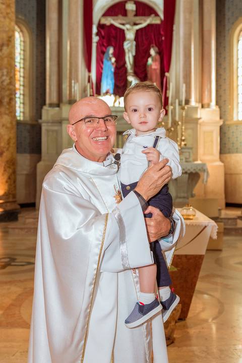 Batizado do Matheus na Igreja do Calvário - Paróquia São Paulo da Cruz - Tarik Dhiego Fotografia'