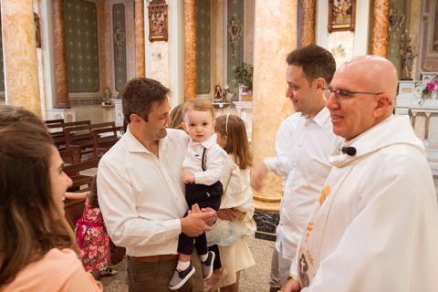 Batizado do Matheus na Igreja do Calvário - Paróquia São Paulo da Cruz - Tarik Dhiego Fotografia'