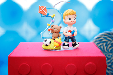 Bolo e Vela da festa de aniversário infantil do Lucas  em São Paulo SP'