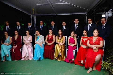 Retrato dos Padrinhos e Madrinhas  durante a cerimônia no espaço VIP eventos em Jaguariúna interior de São Paulo - Tarik Dhiego Fotografia'