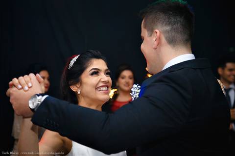 Valsa dos Noivos após a cerimônia de casamento no espaço VIP eventos em Jaguariúna interior de São Paulo - Tarik Dhiego Fotografia'