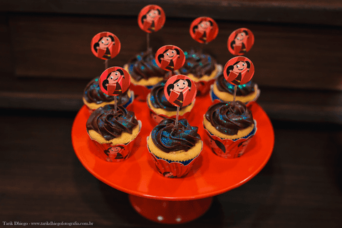 decoração cupcake doces festa infantil aniversario catharina 2 anos show da luna sao paulo sp guilhermina tarik dhiego fotografia'
