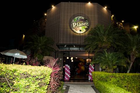 Aniversário de Gabriela 5 anos, festa realizada no Buffet Planeta Prime, Alphaville, São Paulo, tema da festa Gatinha Marry'