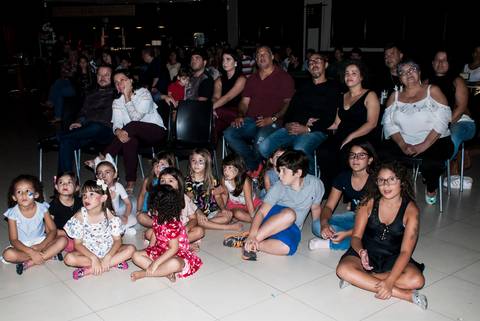 muita emoção ao assistir a retrospectiva'