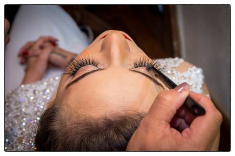 Dia da Noiva. Ensaio feita no Dia do Casamento. Maquiagem e cabelos feitos por profissionais.
@_franfidelcinomake
'