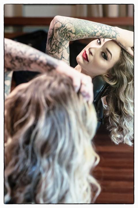 Dia da Noiva. Ensaio feita no Dia do Casamento. Maquiagem e cabelos feitos por profissionais.
@_franfidelcinomake
'