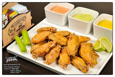 Fotografia de Gastronomia /Asinha de frango crocante'