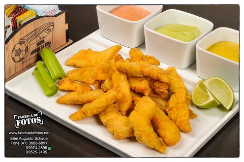 Fotografia de Gastronomia / Iscas de frango à milanesa crocante'