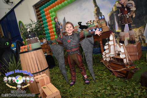 Fotografias de Aniversário Infantil / Tema: Como Treinar o Seu Dragão'