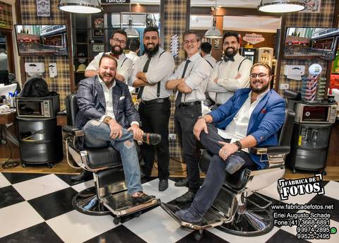 Ambientes de Barbearia / Navalha & Beer'